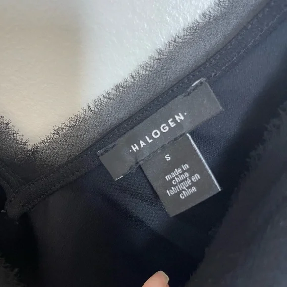 Halogen NWOT Raw Edge Hem Tank Black - Picture 6 of 9